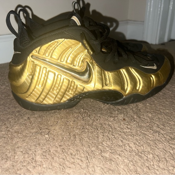 Nike Other - Metalic Gold Foamposites size 9.5